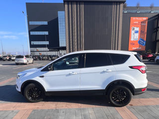 Ford Kuga foto 4