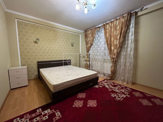 Apartament cu 4 camere, 110 m², Buiucani, Chișinău foto 12