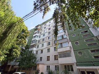 Apartament cu 3 camere, 69 m², Buiucani, Chișinău foto 1