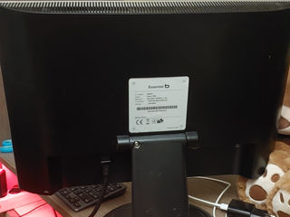 Monitor pentru calculator foto 2