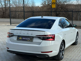 Skoda Superb foto 4