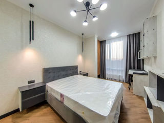 Spre chirie apartament cu 2 odai separate + living mare, cu euroreparatie, mobilat.  2 dormitoare cu foto 8