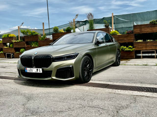 BMW 7 Series foto 2