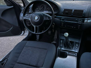 BMW 3 Series foto 10