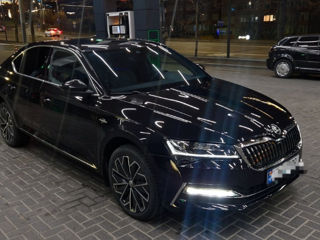 Skoda Superb foto 2