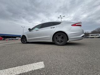 Ford Mondeo foto 4