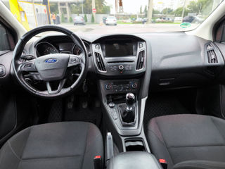 Ford Focus foto 9