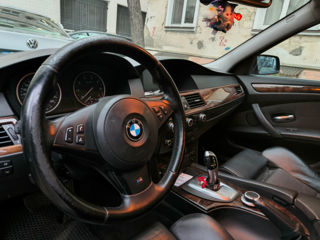 BMW 5 Series foto 7