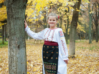 Confectionam haine populare Moldovenești,Rochii naționale Moldova foto 2