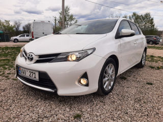 Toyota Auris foto 4