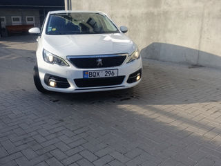 Peugeot 308 foto 4