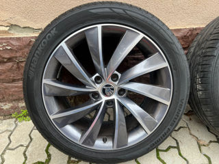 235/45 R18 Skoda Superb