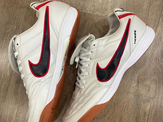 Nike futsal foto 1