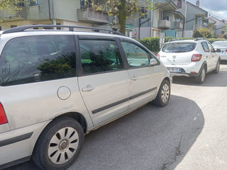 Volkswagen Sharan foto 4