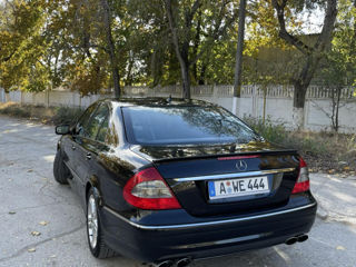 Mercedes E-Class foto 3