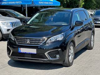 Peugeot 5008 foto 1