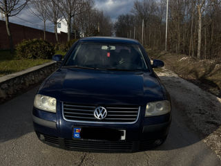 Volkswagen Passat foto 2