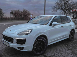 Porsche Cayenne foto 9