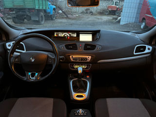 Renault Grand Scenic foto 10