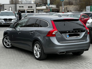 Volvo V60 foto 5