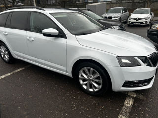 Skoda Octavia foto 2