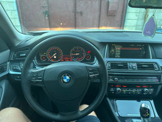 BMW 5 Series foto 3