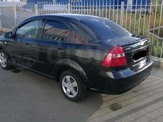 Chevrolet Aveo foto 2