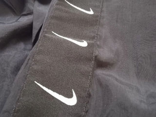 Costum Nike pe lampasuri foto 5