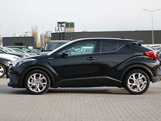 Toyota C-HR foto 4