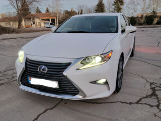 Lexus ES Series