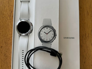 Samsung Galaxy Watch 4 Classic , 42 mm, silver, SM-R880. foto 1