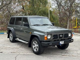 Nissan Patrol foto 1