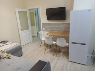 Apartament cu 2 camere, 55 m², Râșcani, Chișinău foto 2