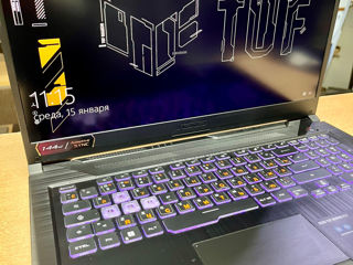 Asus Tuf F17 gaming foto 4