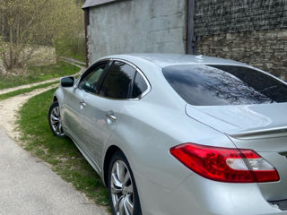 Infiniti M Series