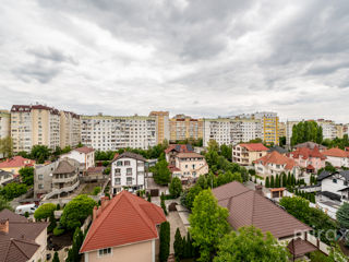 Apartament cu 3 camere, 85 m², Buiucani, Chișinău foto 16