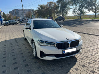 BMW 5 Series foto 2