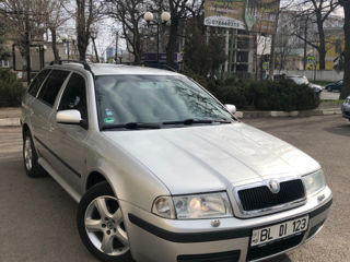 Skoda Octavia foto 2