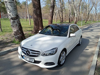 Mercedes E-Class foto 2