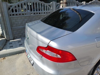 Skoda Superb foto 3