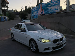 BMW 5 Series foto 2