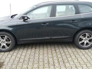 Volvo XC60 foto 1