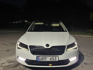 Skoda Superb foto 5