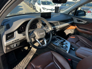 Audi Q7 foto 8