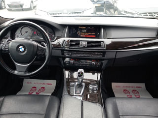 BMW 5 Series foto 8