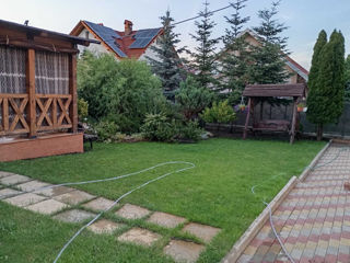 Vînd casă în Stăuceni, 286m, 6 ari, 3 nivele. foto 9