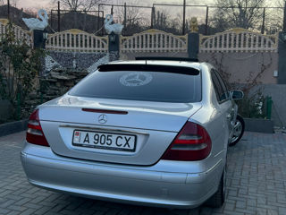 Mercedes E-Class foto 6