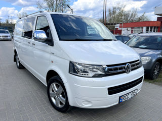 Volkswagen Transporter 6 Locuri 4x4  foto 3