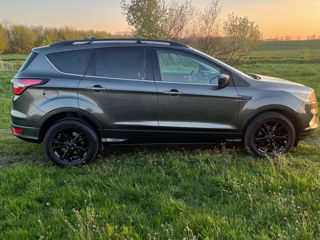 Ford Escape foto 9