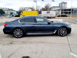 BMW 7 Series foto 4